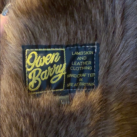 Owen Barry taupe beige shearling lambskin coat - Picture 4 of 6